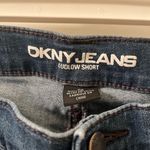 DKNY  Jeans Ludlow Short Women's Juniors Size 6 Shorts Capri Jeans Dark Wash Photo 5