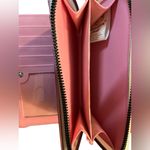 Hello Kitty Sanrio  Wallet With Heart Sunglasses And Hair Bow NWOT Photo 2