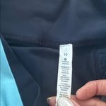 Lululemon  Athletica Navy and Light Blue cargo size 10 Photo 2