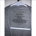 ✨HP✨Friends Central Perk Graphic T Photo 5