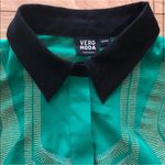 VERO MODA Green and Black Sleeveless Chiffon Top Photo 2