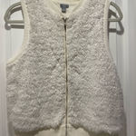 Aerie  Cozy White/Ivori Fleece Vest size M Photo 0