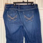 Cato  Woman Straight Leg Jeans Medium Wash 20W Photo 9