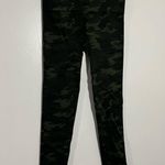 Spanx Seamless Green Camo Cropped Legging Size XS Photo 2