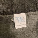 Time & Tru Women's Button Photo 8