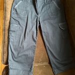 Gloria Vanderbilt  Black Cargo Capri Casual Pants Sz 4P Photo 0