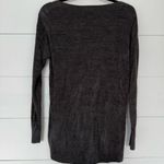 Barefoot Dreams Women’s Extra Small Grey Cozychic Light Pullover Sweatee Photo 3