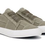 Blowfish Malibu Marley Sneaker Green Size 7 Photo 0