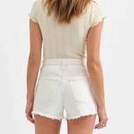 Daze Denim TROUBLEMAKER SHORT IN VANILLA Size 26 NWT High Rise White Photo 2