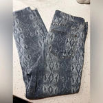 Jennifer Lopez  high rise skinny crop snakeskin print denim size 10 Photo 1