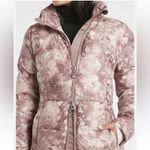 Athleta Downtown Printed Jacket
Antoinette Velvety Pink Photo 1