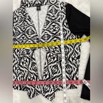 Signature Studio Black and White Patterned Cardigan Size L Size L Photo 2