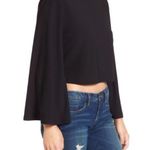 Leith NWT  bell sleeve crop top in xs Photo 2