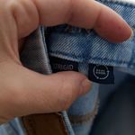 American Eagle Curvy Super High Rise Baggy Straight Jeans Women's Size 2 Short Photo 4