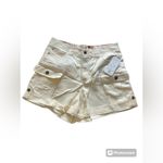 Guess Iris Cuffed Cream White Multi High Waist Cargo Shorts NWT Size 28 Photo 4