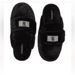 Victoria's Secret
Shine Patch Satin Boxer Shorts With Matching Slippers Photo 1