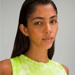 Lululemon “All Yours” Cotton Lime Green Tie-Dye Women's Crop Top size 8 Photo 3