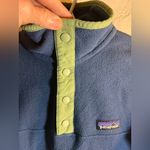 Patagonia Navy and Lime Fleece Pullover XS Photo 1