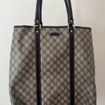 Gucci GG Supreme Tote Bag Photo 0