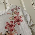 Free Kisses Women’s  White Top Shirt With Pink Flowers & Butterflies Plus Size 1X Photo 3