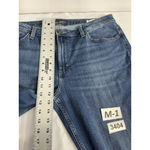 Lee Womans  Regular Fit Straight Leg mid Rise 16 Short Blue Jeans Photo 6