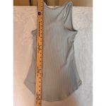 Under Armour  woman's size med ribbed tank top‎ Photo 4