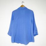 Habitat Express Solid Hidden Pocket Swing Shirt in Cornflower Size Medium Photo 2