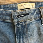 Abercrombie & Fitch Abercrombie The Mom High-Rise Jeans Curve Love Photo 1