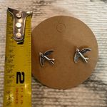 Flying Bird Earrings Silver Tone Costume Jewelry Photo 2