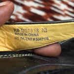 Vintage Y2K Cole Haan Black Patent Leather Thong Toe Ring Wedges Sandals Boho Hobo Hippie Goth Indie Size 9B Photo 4