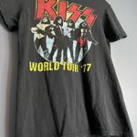 KISS World Tour ‘77 Music Band Tee. Unisex. Adult Sz S. Rock Band T Photo 1