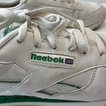 Reebok  Classic Leather Retro Sneakers White Green Trim Casual‎ Shoes Womens 10 Photo 3