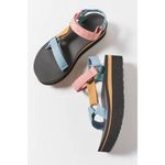 Teva  NWT Women's Flatform‎ Universal Platform Sandal in Rainbow Light Multi 11 Photo 1