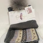 Jessica Simpson hat & neck warmer Photo 4