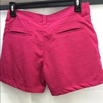 ⬇️ 2/$25 Listing Photo 4