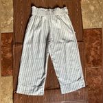 Madewell  Blue and White Striped Linen
Paperbag Cropped Pants Size Medium Photo 3