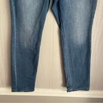 Old Navy Wow Jeans Women’s size 18 Short Hugh Rise Stretch Denim Photo 2