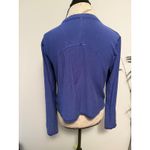 Lululemon  Athletica Long Sleeve Cropped Top Blue Athleisure Women Size 6 Photo 2