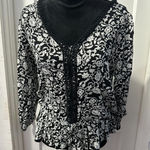 Adrienne Vittadini  Black And White Patterned Long Sleeve Top in L Photo 0