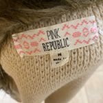 Pink republic  Ivory Cable Knit Faux Fur Collar Toggle Sweater Vest Size Medium Photo 7