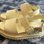 Dr. Martens Vass Mono Platform Chunky Leather Sandals Womens Size 7 Butter Yellow Photo 0