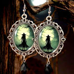 Gothic Vintage Style Witch Photo 0