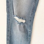 frame denim Le Boy Distressed Straight Ankle Cropped Jeans in McLane | 27 Photo 7