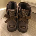 UGG Short Boots Photo 0