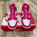 Nike Wmns  Dunk High Pink Size 6.5 NWT Photo 5