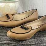 Louise et Cie  Tan & Black Leather Slip On Flat Loafer Shoe 8 Photo 0
