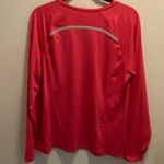 Old Navy  pink workout long sleeve top Photo 3