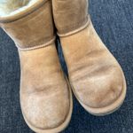 UGG  Classic Mini Boots Photo 2