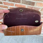 Tommy Bahama  Crocodile Alligator Glasses Sunglasses Brown Clamshell Case Photo 2