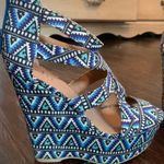 Shi by Journeys Tribal Print Wedges Photo 0